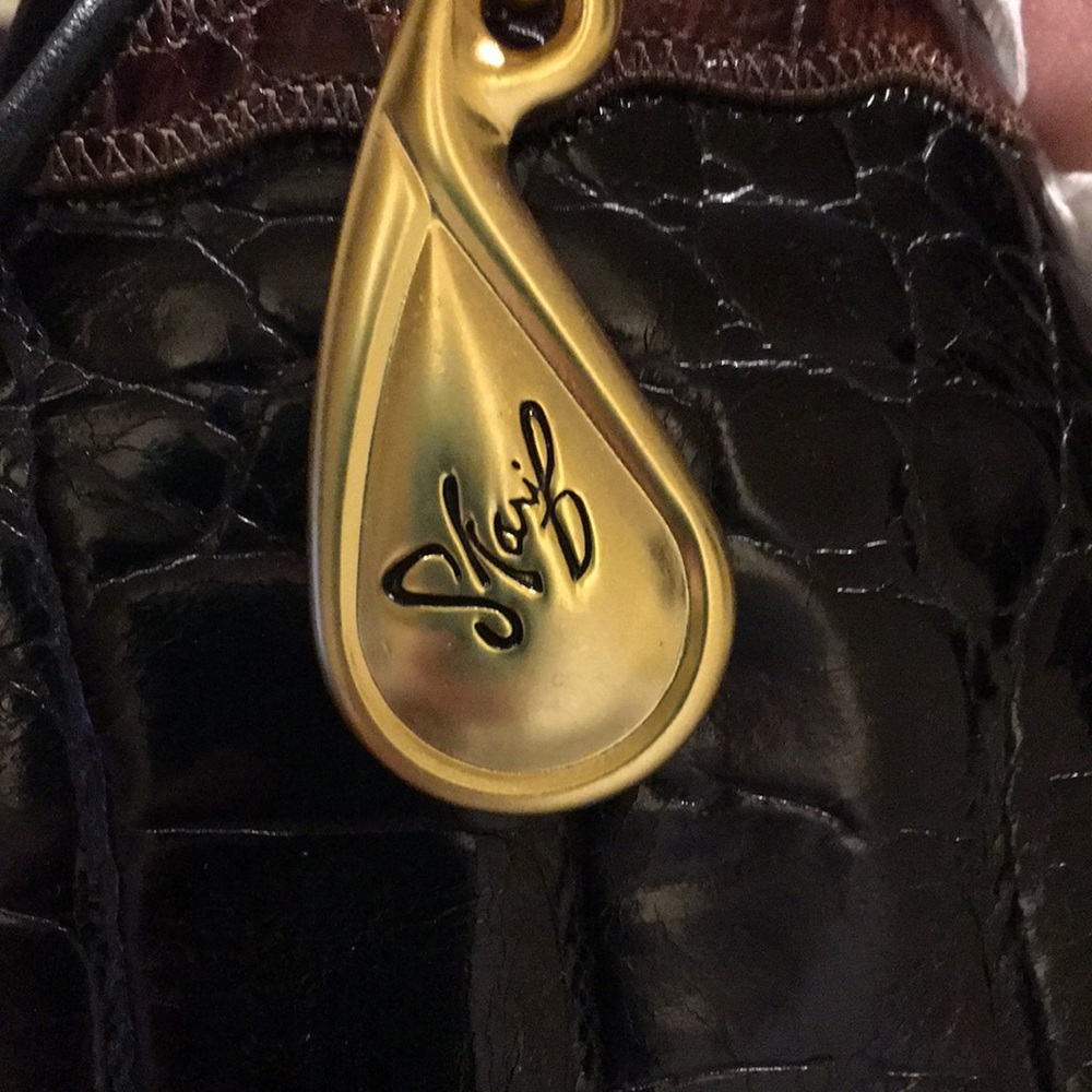 Sharif Mixed Media Adjustable Strap Slim Purse - Picture 7 of 7